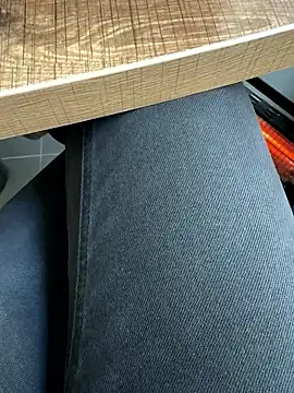 Snapshot of hayxxxal chatting on 4, 3, 2026 hayxxxal online show from 4, 3, 2026