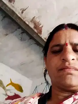 CUTE Ishpa online show from 6, 2, 2026