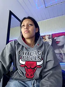 ashley-17 online show from 13, 2, 2026