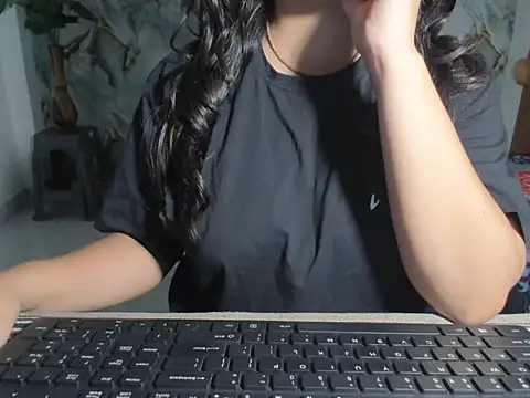 Snapshot of Prisha_Naughtyy chatting on 9, 7, 2026 Prisha Naughtyy online show from 9, 7, 2026