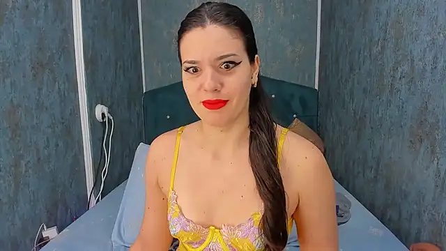 RedAssHottie online show from 2, 3, 2026