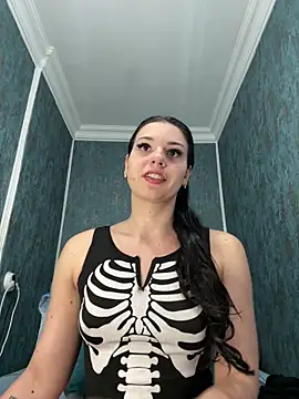 RedAssHottie online show from 6, 4, 2026