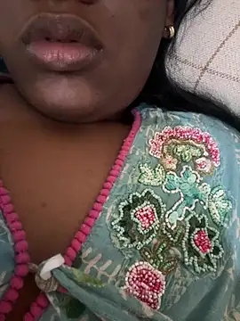 amorasecy online show from 29, 4, 2026