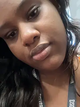 amorasecy online show from 25, 3, 2026