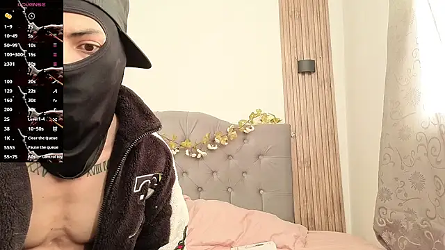 cute emmma online show from 18, 5, 2026