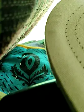 Hot2602 online show from 16, 4, 2026