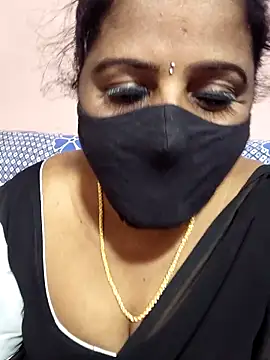 Snapshot of siri_tamiltelugu chatting on 24, 2, 2026 siri tamiltelugu online show from 24, 2, 2026