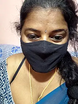 Snapshot of siri_tamiltelugu chatting on 3, 2, 2026 siri tamiltelugu online show from 3, 2, 2026