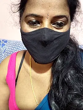 Snapshot of siri_tamiltelugu chatting on 9, 2, 2026 siri tamiltelugu online show from 9, 2, 2026