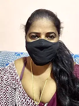 Snapshot of siri_tamiltelugu chatting on 17, 2, 2026 siri tamiltelugu online show from 17, 2, 2026