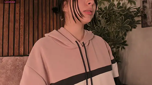 Lilith Sage  online show from 12, 4, 2026