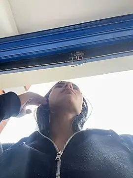 Ema Rose  online show from 14, 4, 2026