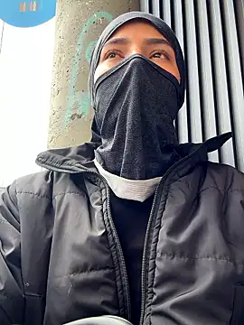 Ema Rose  online show from 14, 1, 2026