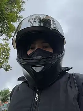 Ema Rose  online show from 25, 2, 2026