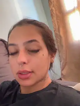 jujuarantes  2026 online show from 15, 4, 2026