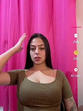 Snapshot of jujuarantes__2026 chatting on 11, 7, 2026 jujuarantes 2026 online show from 11, 7, 2026
