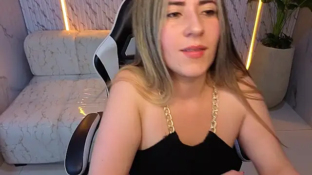 Phoebe Tx online show from 21, 12, 2025