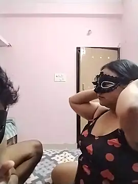 DesiSeductress online show from 18, 6, 2026