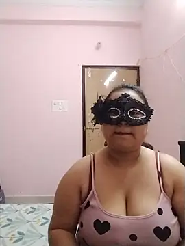 DesiSeductress online show from 3, 7, 2026