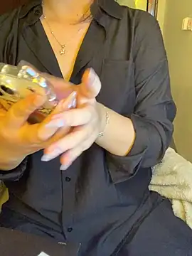 Sofiababy22 online show from 23, 2, 2026