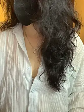 Sofiababy22 online show from 19, 1, 2026