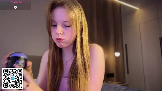 Snapshot of steffi_meoww chatting on 21, 5, 2026 steffi meoww online show from 21, 5, 2026