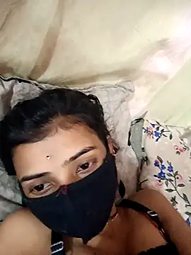 Snapshot of Desipari_777 chatting on 7, 2, 2026 Desipari 777 online show from 7, 2, 2026