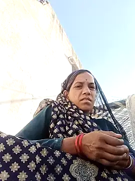 Karishma singh online show from 10, 4, 2026