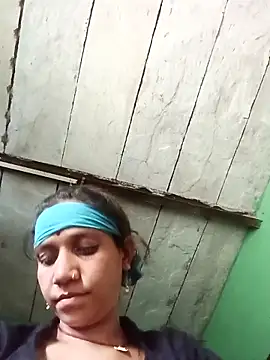 Karishma singh online show from 19, 4, 2026