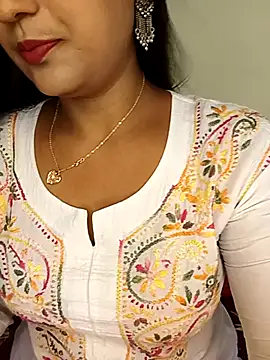 Deshi bhabhi143 online show from 15, 5, 2026