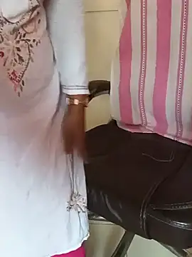 Deshi bhabhi143 online show from 14, 7, 2026