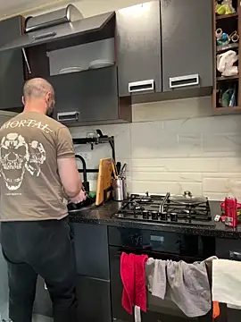 DamonSalvatore2 online show from 11, 3, 2026