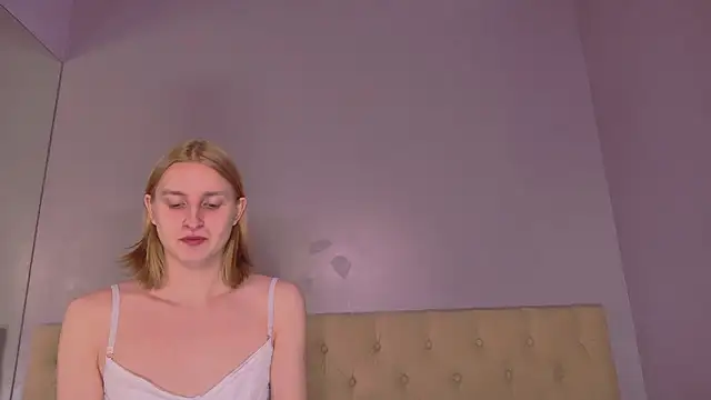 Cortie Crystal online show from 8, 1, 2026