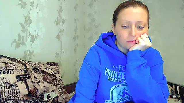 CrystallAngel online show from 8, 2, 2026