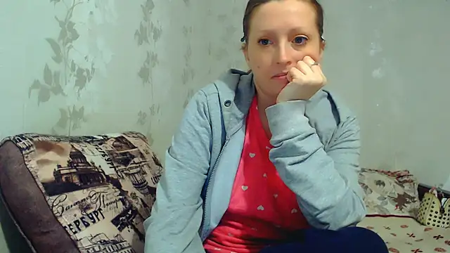 CrystallAngel online show from 13, 2, 2026