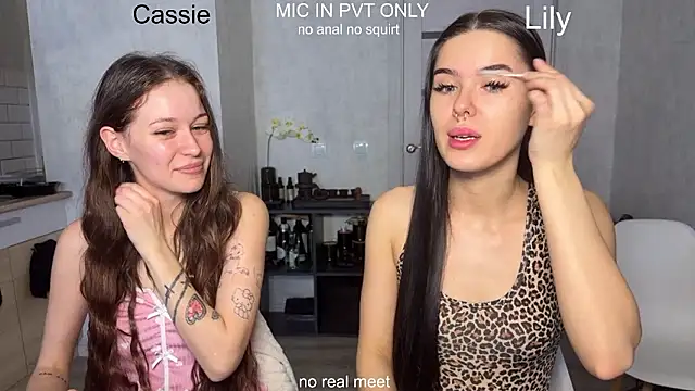 Snapshot of girls_secrets chatting on 26, 2, 2026 girls secrets online show from 26, 2, 2026