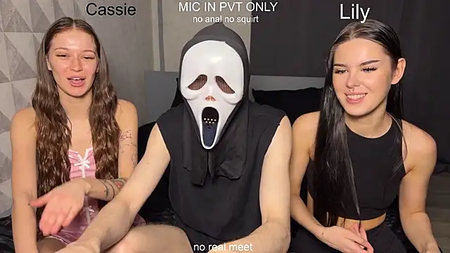 Snapshot of girls_secrets chatting on 22, 2, 2026 girls secrets online show from 22, 2, 2026