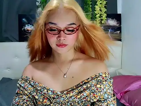 Snapshot of Hard_lovely_Dick69 chatting on 18, 6, 2026 Hard lovely Dick69 online show from 18, 6, 2026
