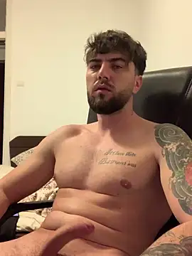 MasterRaylei1 online show from 5, 1, 2026