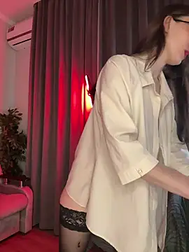 LuxBrunette  online show from 16, 3, 2026