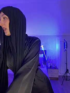 LuxBrunette  online show from 23, 5, 2026