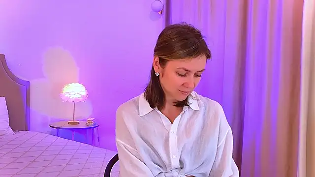 Snapshot of EmeraldGlow chatting on 10, 2, 2026 EmeraldGlow online show from 10, 2, 2026