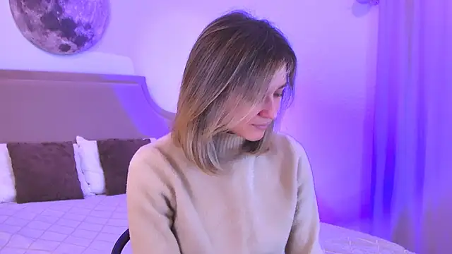 Snapshot of EmeraldGlow chatting on 24, 2, 2026 EmeraldGlow online show from 24, 2, 2026