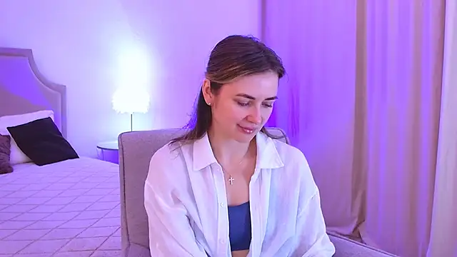 EmeraldGlow online show from 31, 3, 2026