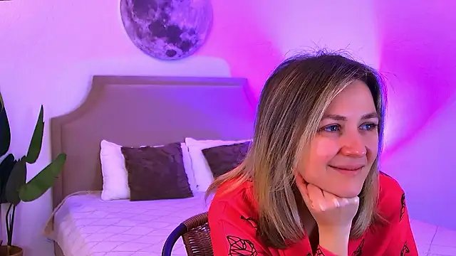 Snapshot of EmeraldGlow chatting on 21, 2, 2026 EmeraldGlow online show from 21, 2, 2026