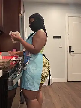 Snapshot of Ghoulsnooze_19 chatting on 6, 1, 2026 Ghoulsnooze 19 online show from 6, 1, 2026