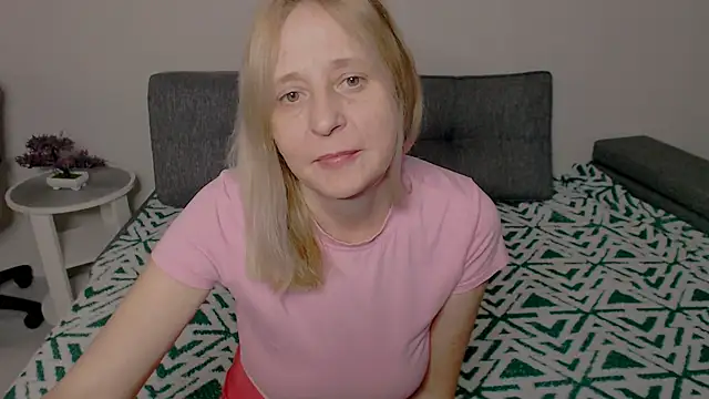 MiLenaMilf online show from 21, 11, 2025