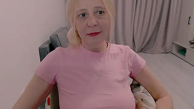 MiLenaMilf online show from 23, 10, 2025