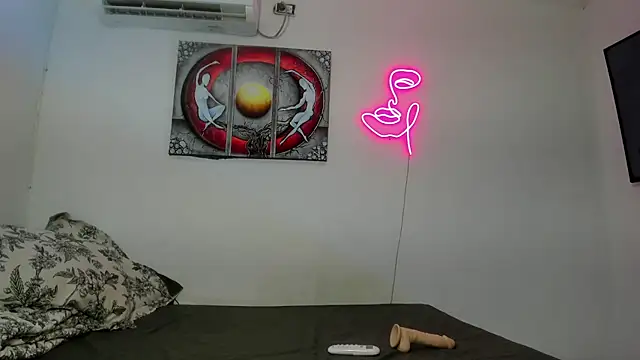 Maya Nova online show from 9, 1, 2026