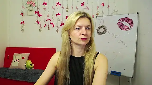 MelissaTyler online show from 13, 4, 2026